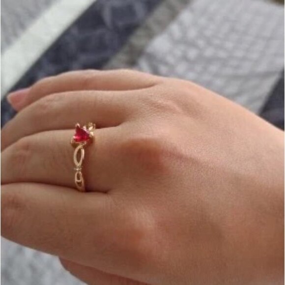 New Trendy Heart Shape Zircon Wedding Rings For Women Romantic Pink Enga… - Picture 3 of 4